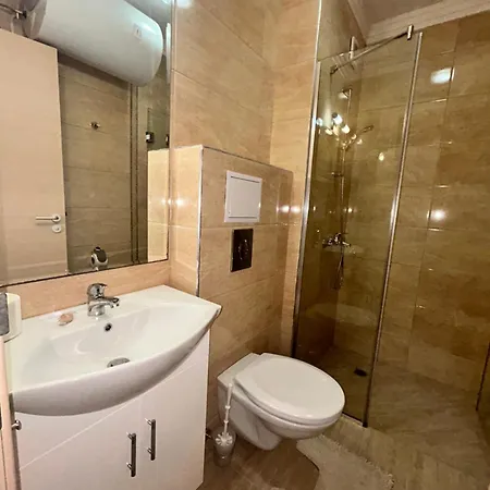 Roma Monna Apartment Nesebar