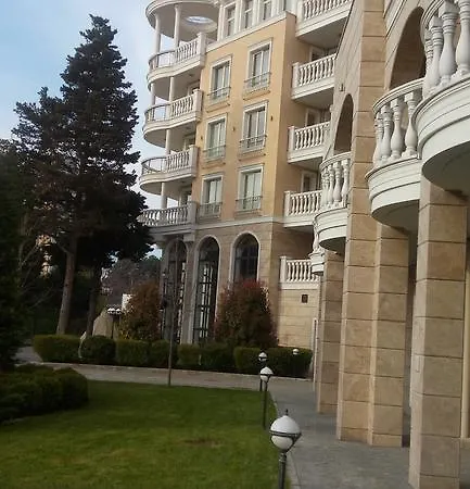 Roma Monna