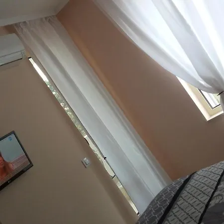 Apartament Roma Monna *