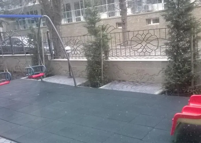 Roma Monna Διαμέρισμα Νεσέμπαρ